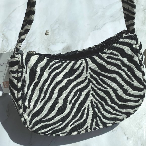 Hc Boutique Women's Black & White Zebra Striped Shoulder Bag - Picture 2 of 5